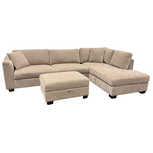 Thomasville Walsen Sectional with Ottoman