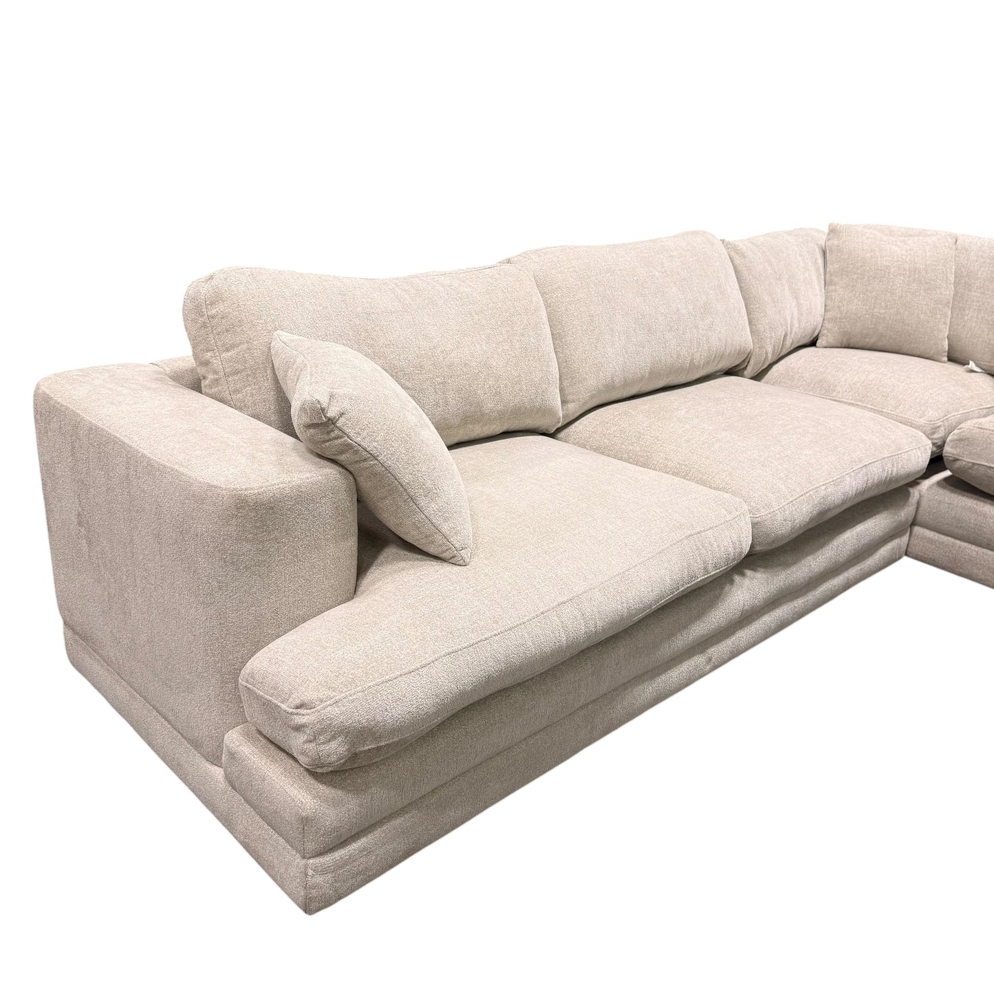 Derry Sectional with Chaise
