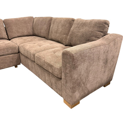 Thomasville Ellsford Brown Sectional