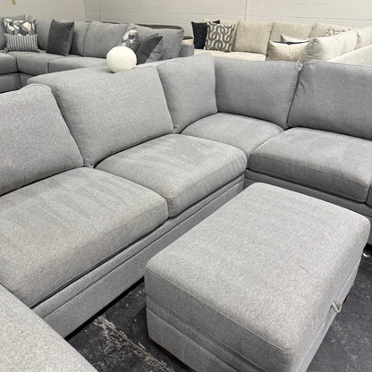 Thomasville Langdon 3-Piece Sectional with Ottoman