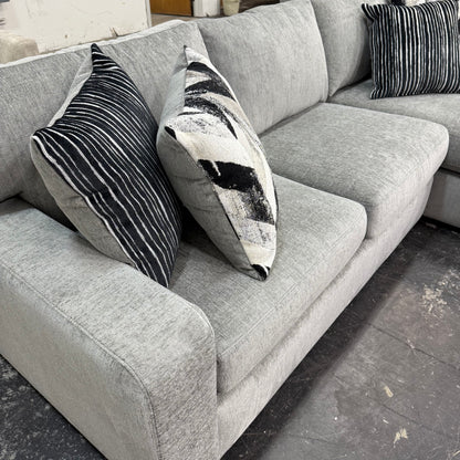 Wren Chaise Sectional