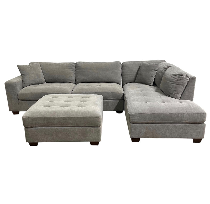 Thomasville Miles Sectional with Ottoman