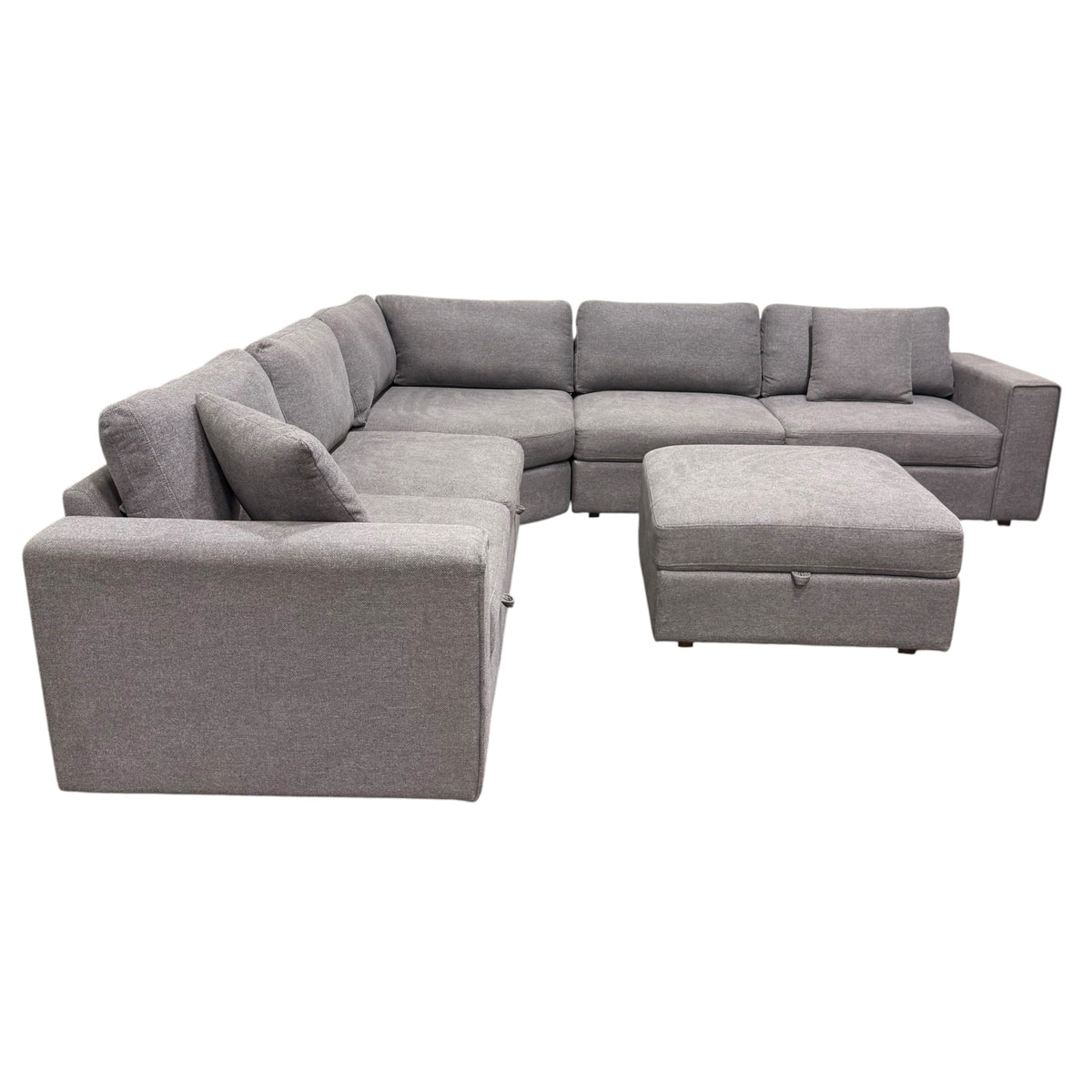 Thomasville Grey Sectional With Ottoman