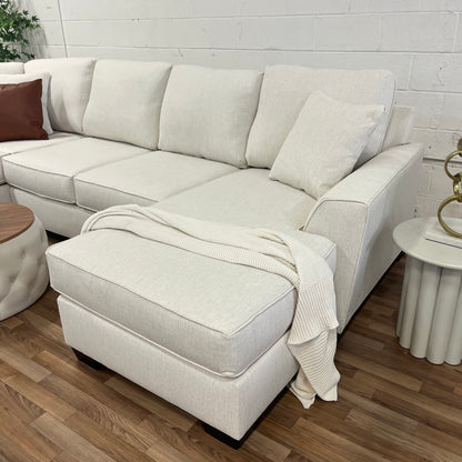 5250 Performance Fabric Sectional with Chaise – Ivory