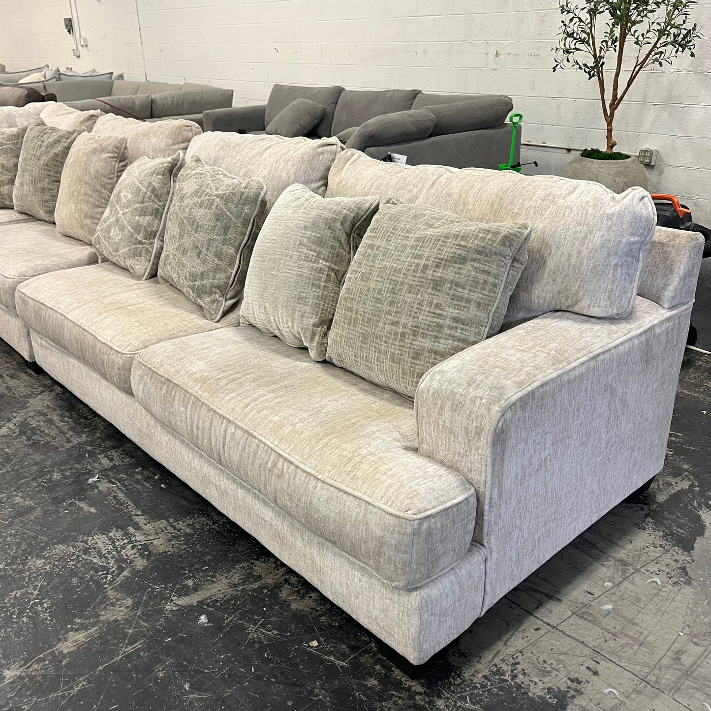 Ashley Rawcliff 4-Piece Sectional Sofa