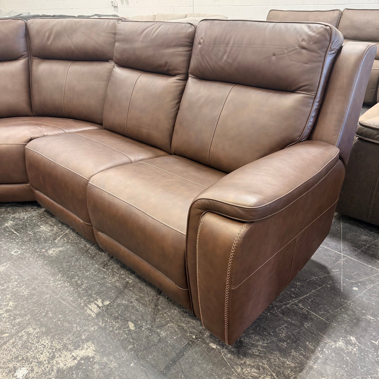 Flexsteel Griffin Leather Reclining Sectional