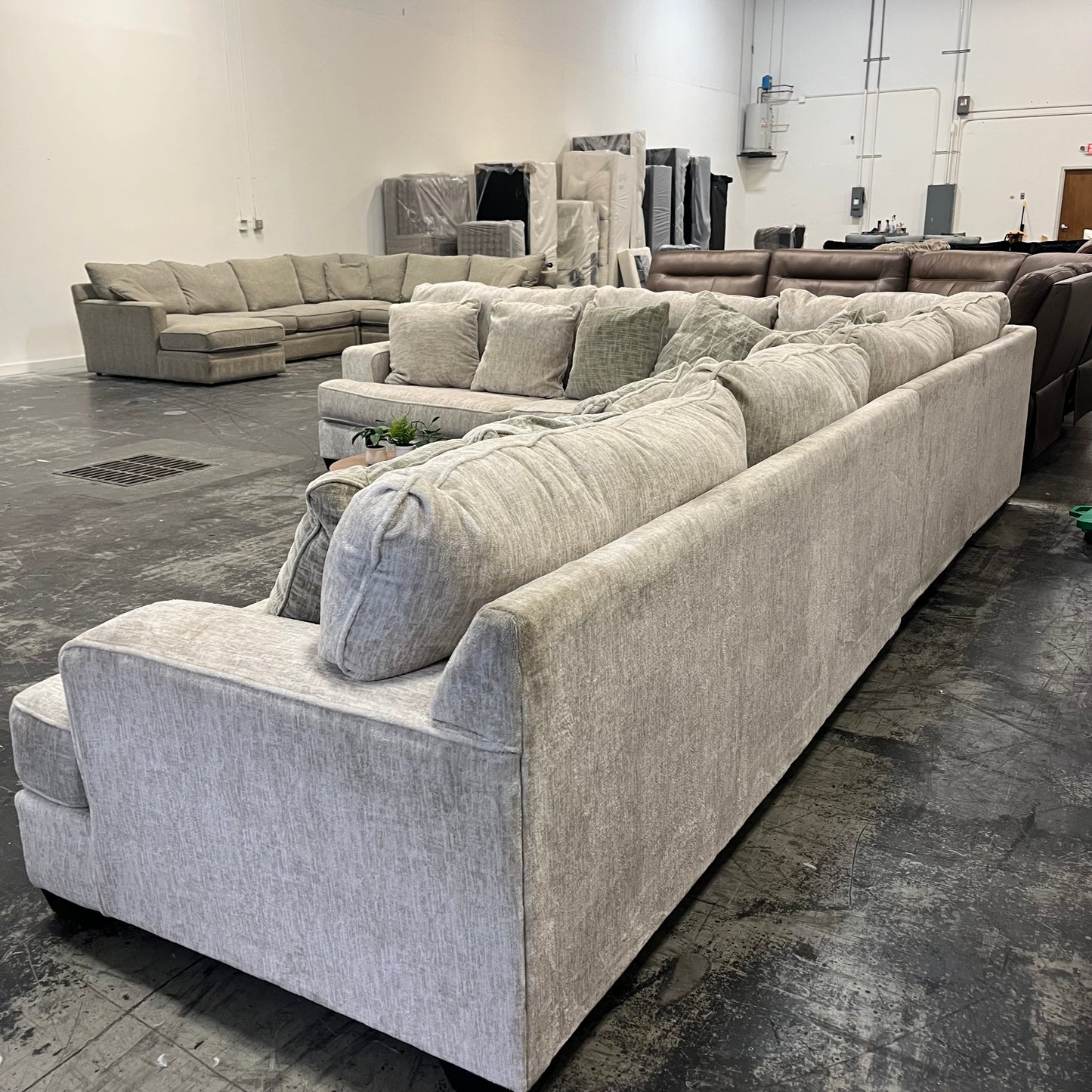 Ashley Rawcliff 4-Piece Sectional Sofa