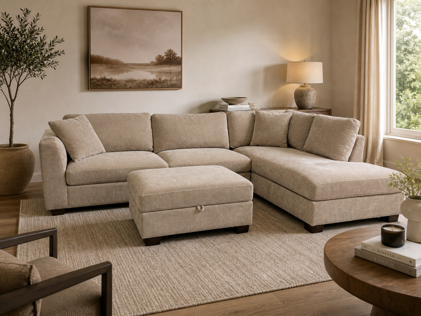 Thomasville Walsen Sectional with Ottoman