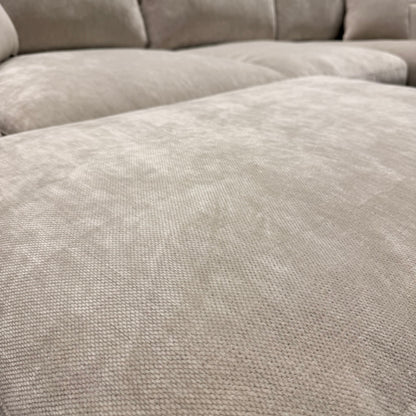 Henredon Caley Sectional with Ottoman
