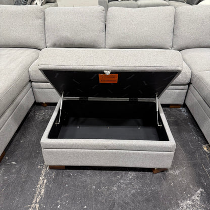 Thomasville Langdon 3-Piece Sectional with Ottoman