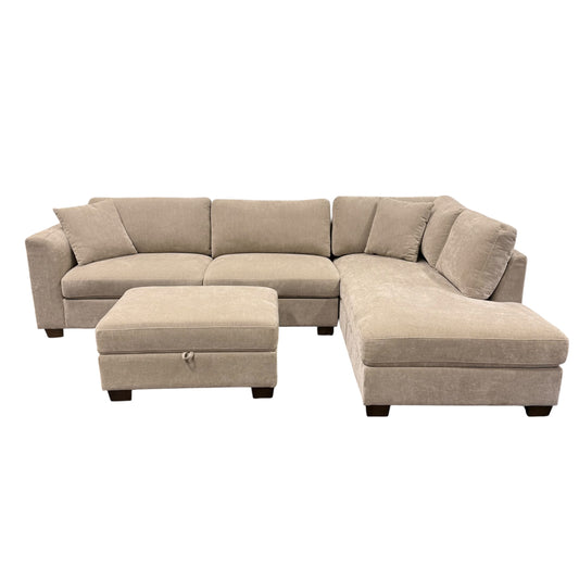 Thomasville Walsen Sectional with Ottoman