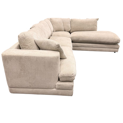 Derry Sectional with Chaise