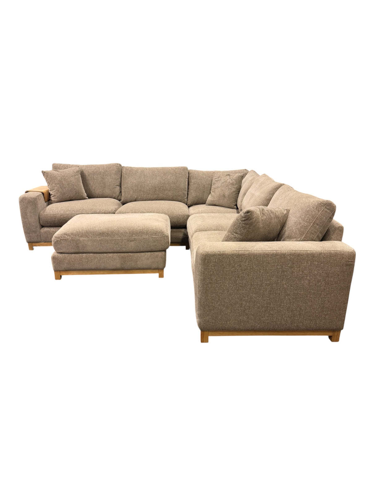 Hawthorne Sectional with Ottoman