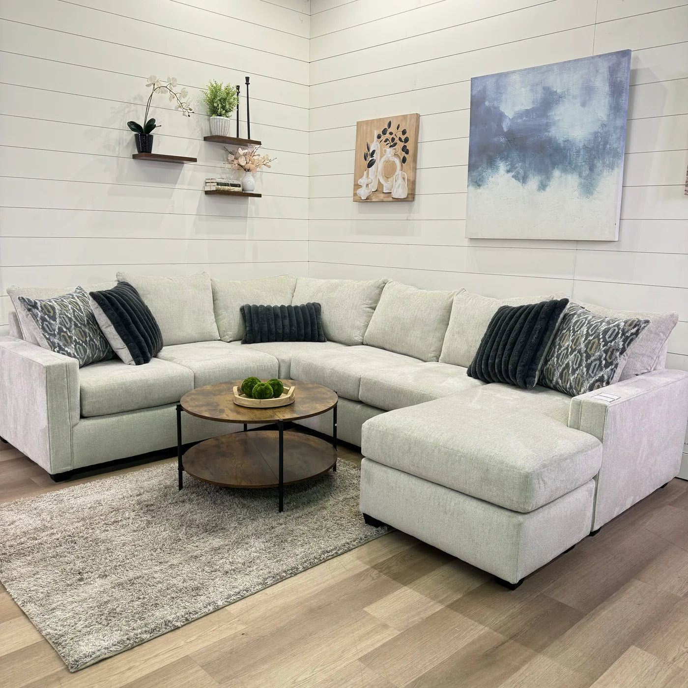 Willet Cream U-Shape Reversible Chaise Sectional