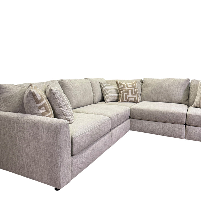 Monroe Modular 5 Piece Sectional In Cream