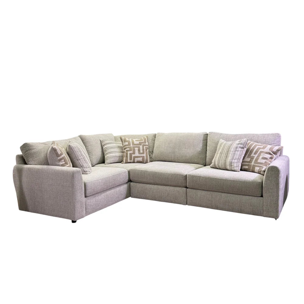 Monroe Modular 4 Piece Sectional In Cream