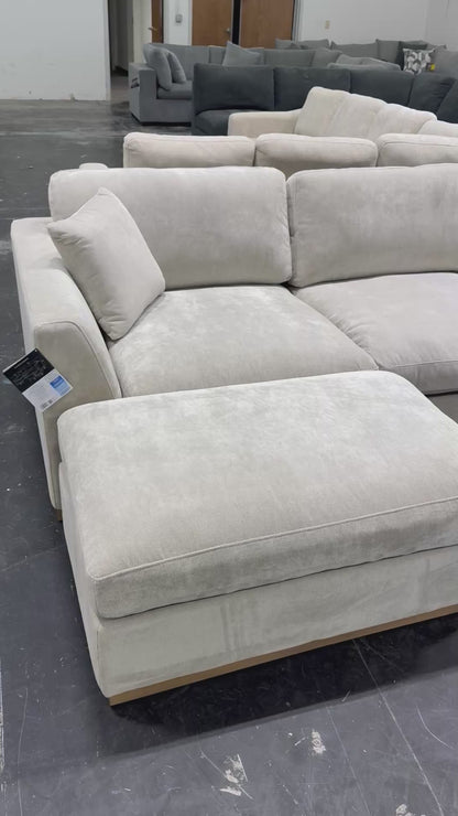 Henredon Caley Sectional with Ottoman
