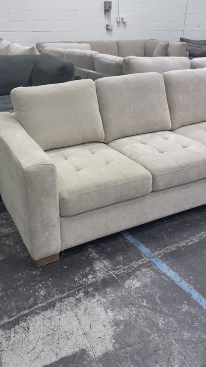 Thomasville Ellsford Beige Sectional