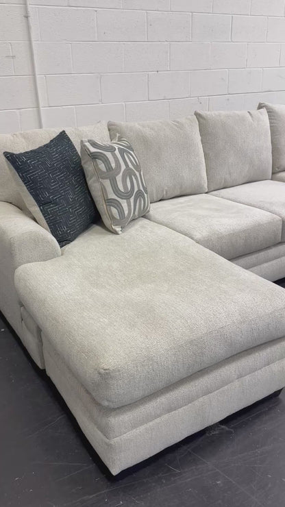 Harlowe 2-Piece Sectional